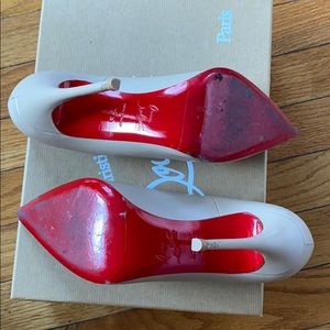 Christian Louboutin So Kate Pumps